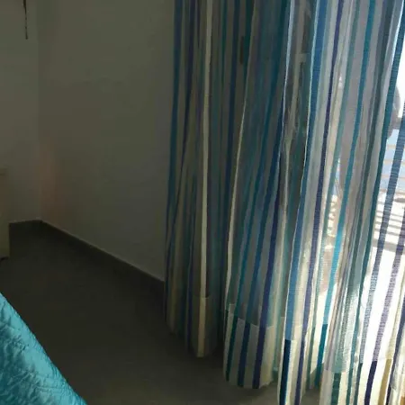 Apartamento Apartamento Cala Salionç Playa Frente A La Playa Y Encima Del Mar